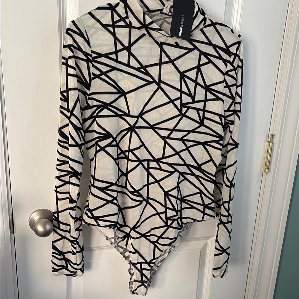 Fashion Nova Black and White Asymmetrical Bodysuit
